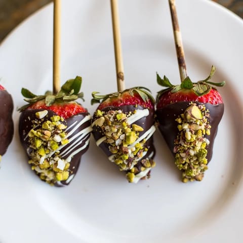 chocolate dipped strawberry skewers